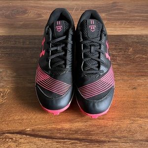 Under Armour Cleats size 7